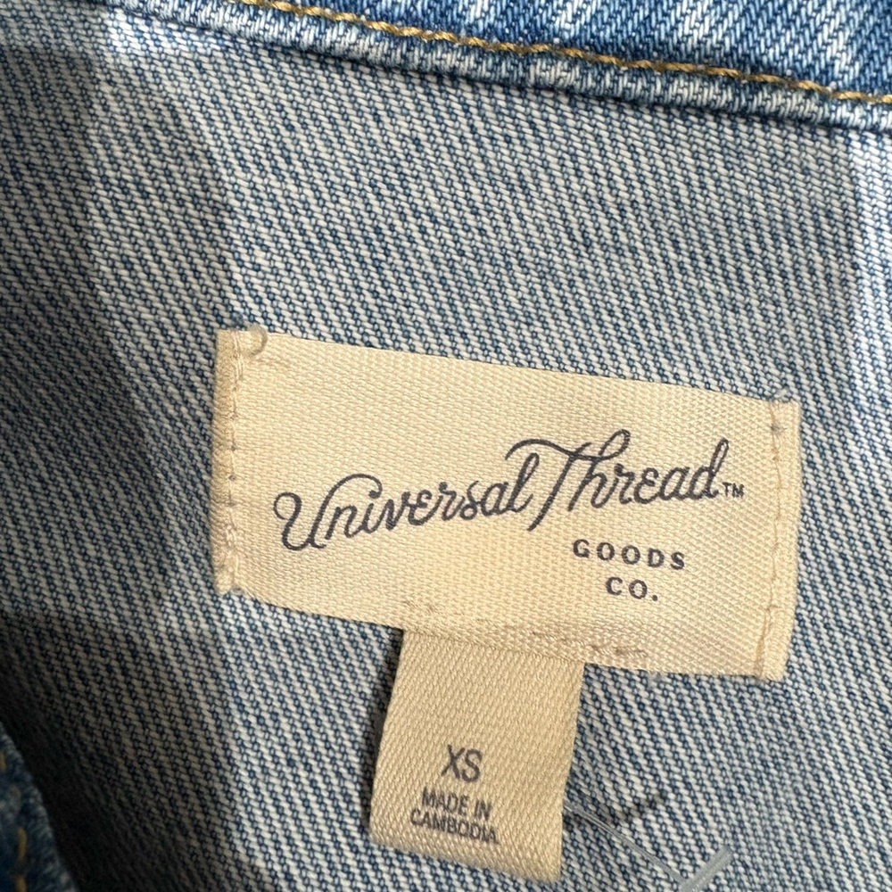 Universal Thread Blue Denim Jacket - Picture 2 of 4
